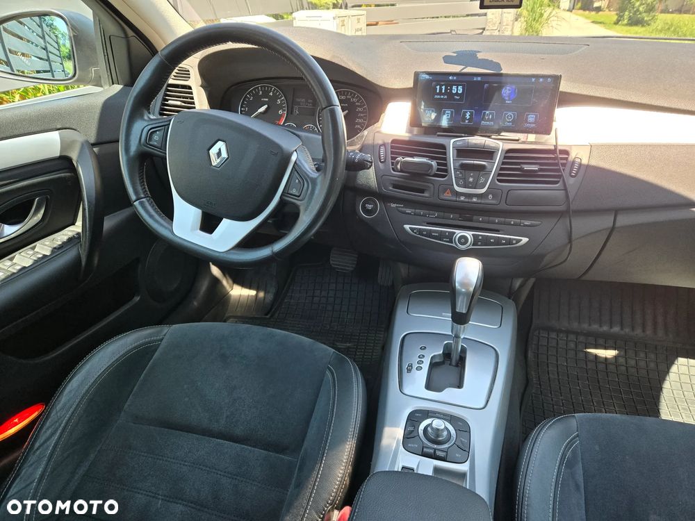 Renault Laguna 2.0T Image - 10