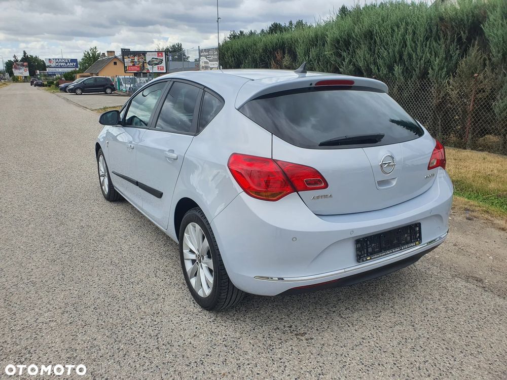 Opel Astra 1.4 Turbo - 8
