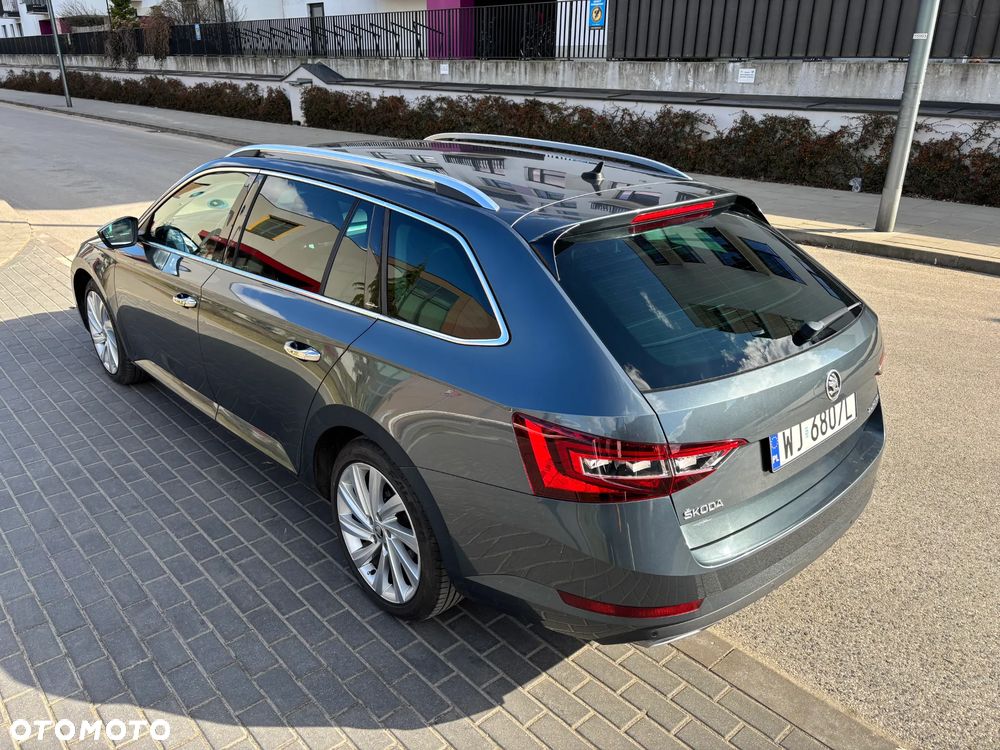 Skoda Superb 2.0 TDI DSG Style - 10