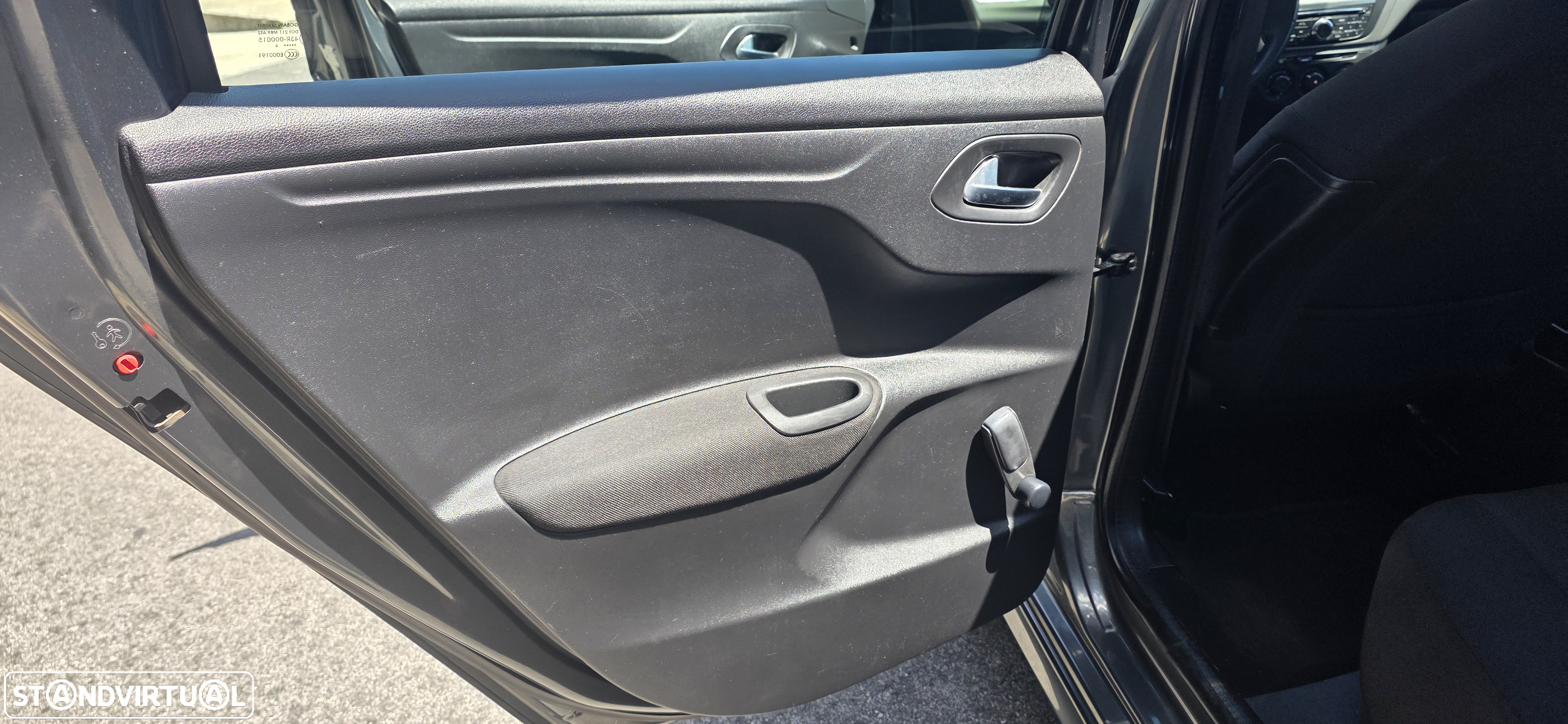 Citroën C-Elysée 1.2 VTi Seduction - 14