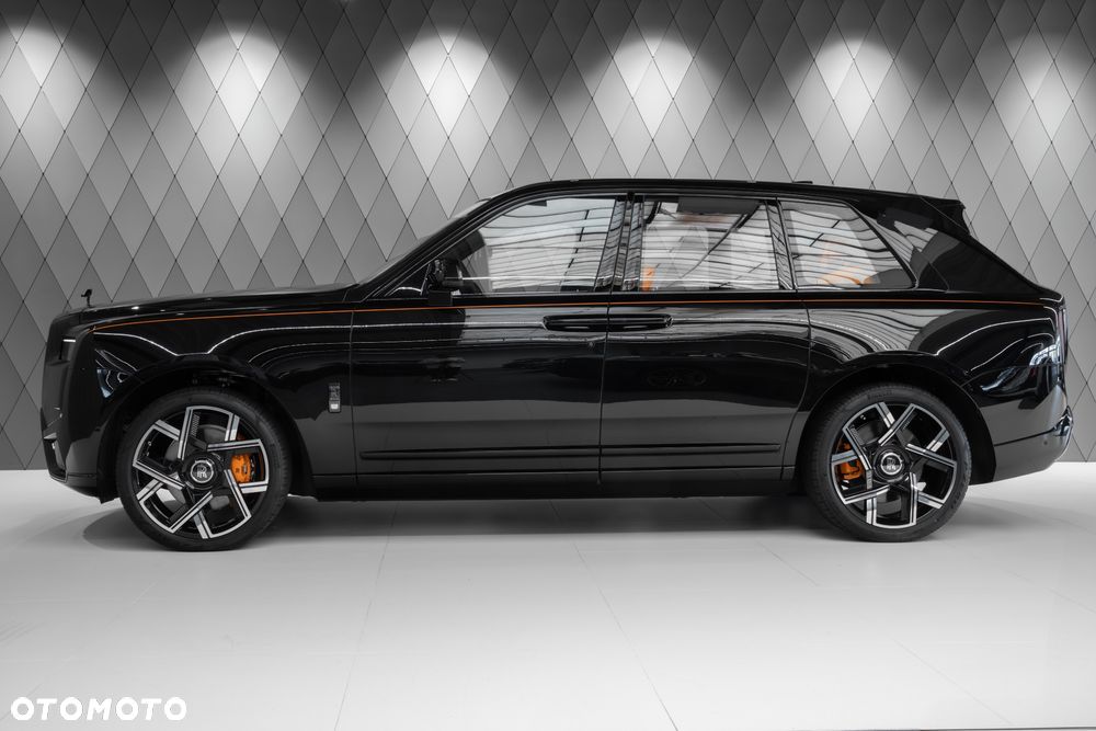 Rolls-Royce Cullinan Series II Black Badge - 28