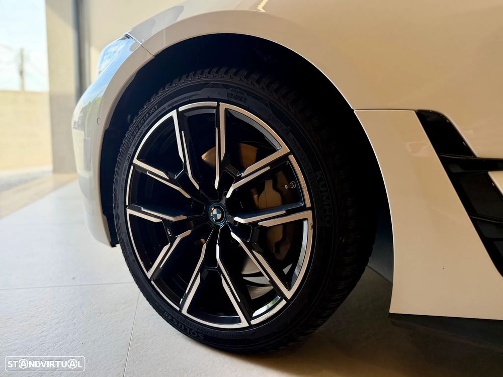 BMW i4 eDrive40 Gran Coupe M Sport - 14