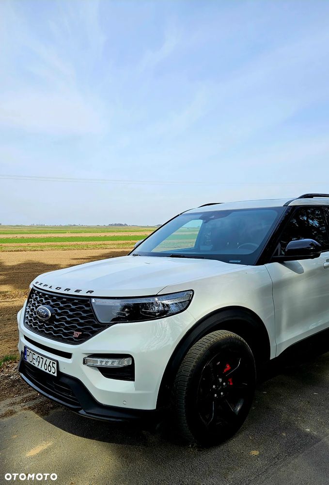 Ford Explorer - 15