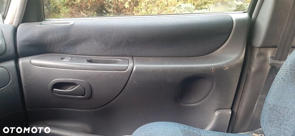 Renault Espace - 8