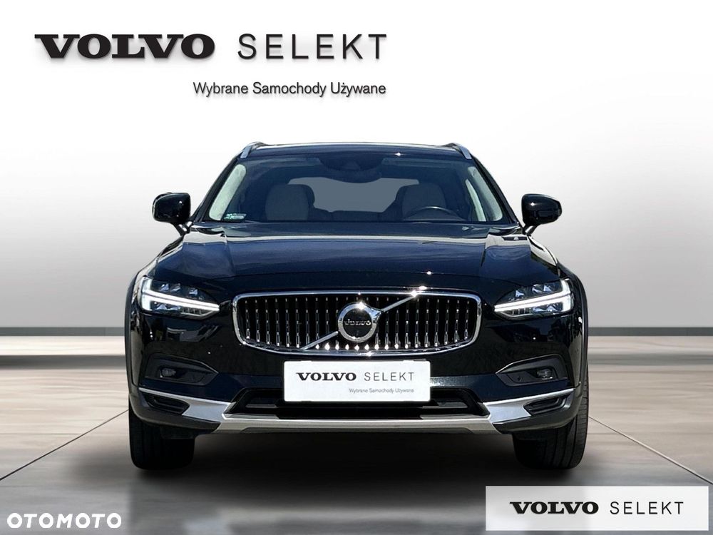 Volvo V90 Cross Country - 9