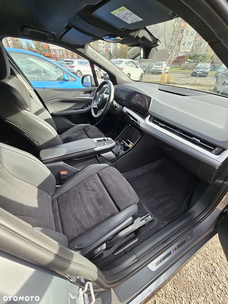 BMW Seria 2 218i - 8