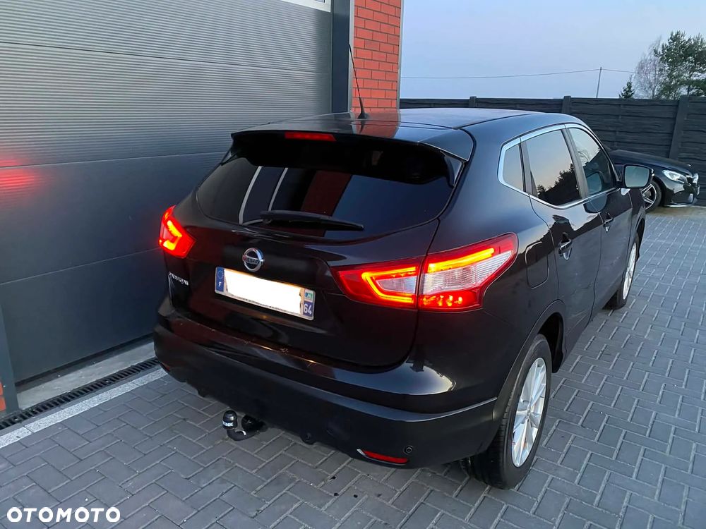 Nissan Qashqai 1.2 DIG-T N-Connecta - 2
