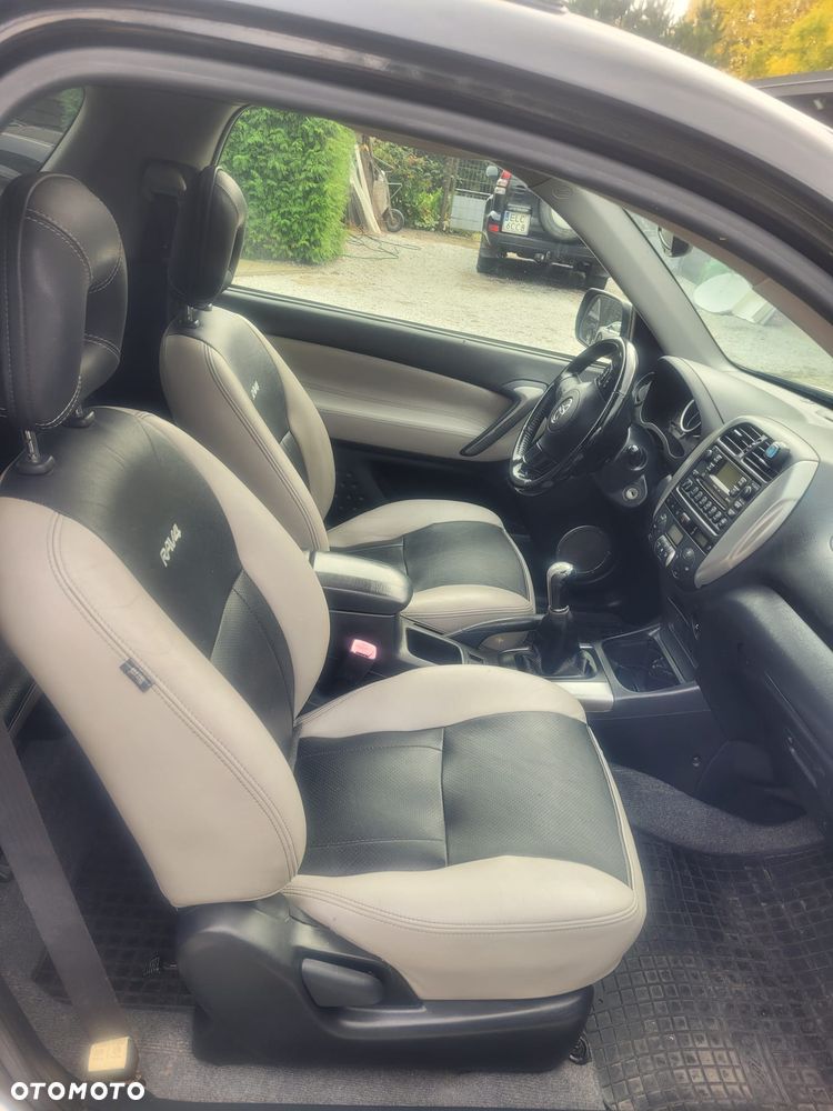 Toyota RAV4 - 17