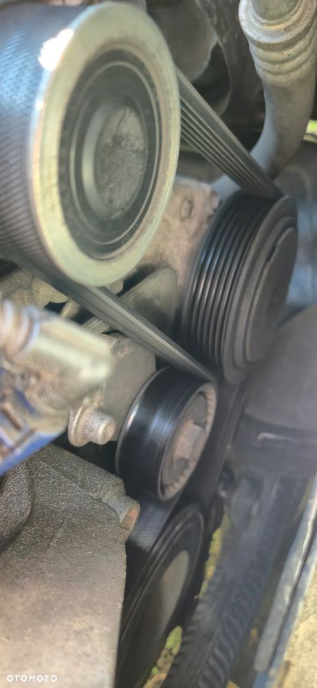 Volkswagen Passat 1.8 TSI Comfortline - 25