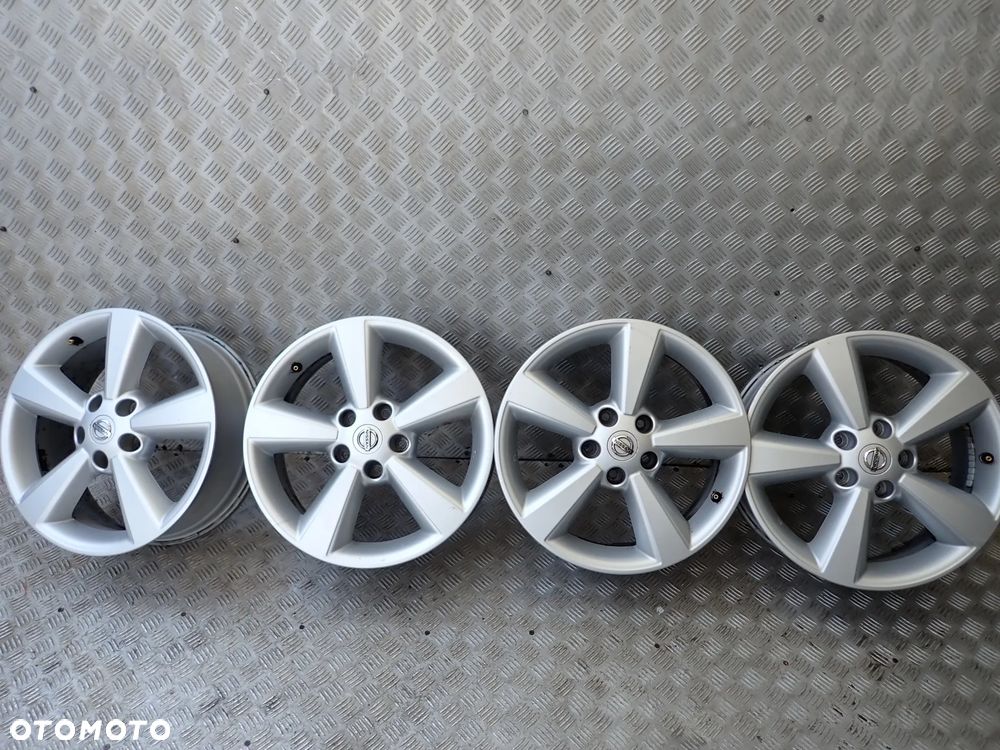 FELGI ALUMINIOWE NISSAN  6,5JX17  ET 40   5X114,3 - 2