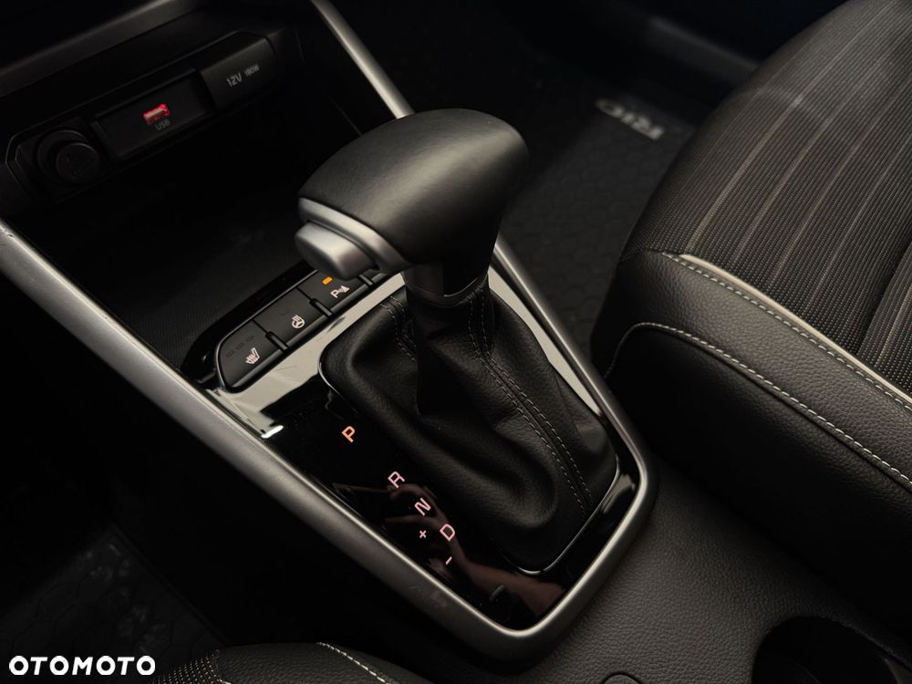 Kia Rio - 25