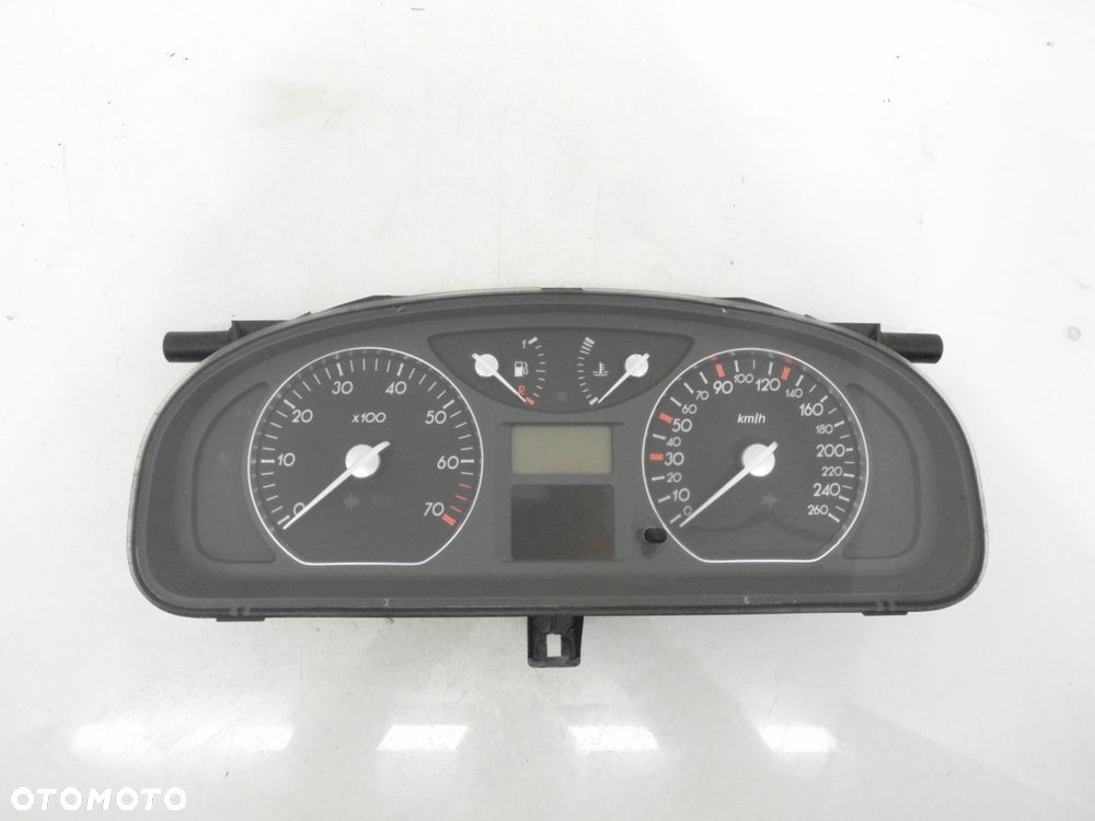 LICZNIK RENAULT LAGUNA II 1.8 8200170311 - 1