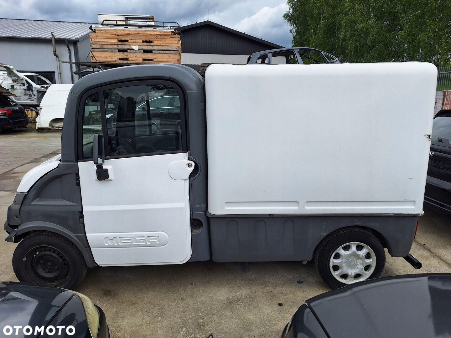AIXAM MEGA MTRUCK 400 MUTLITRUCK MICROCAR LUSTRKO SZYBA DRZWI PRZÓD LEWE - 2