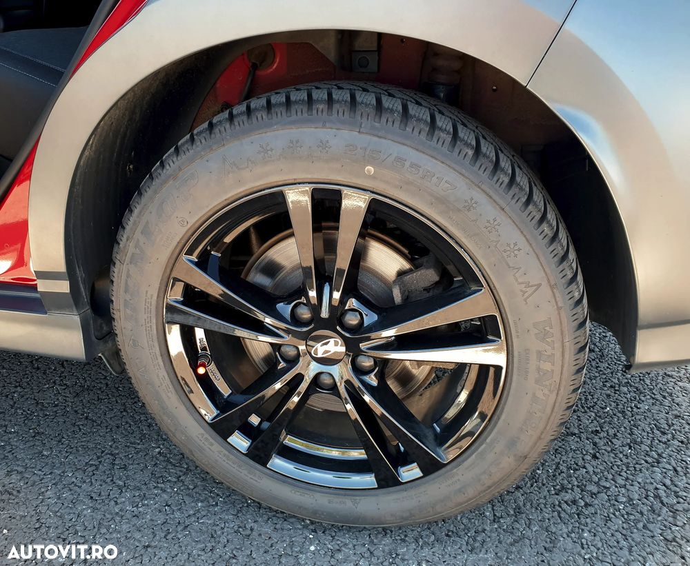 Hyundai KONA Premium - 27