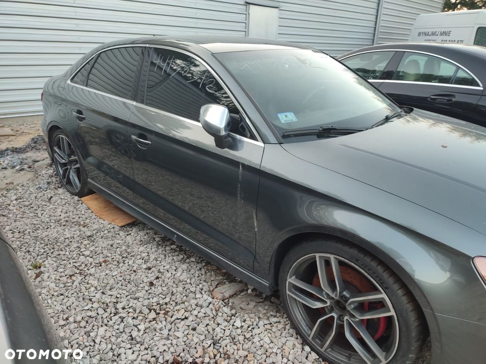 Audi S3 Limousine S tronic - 4