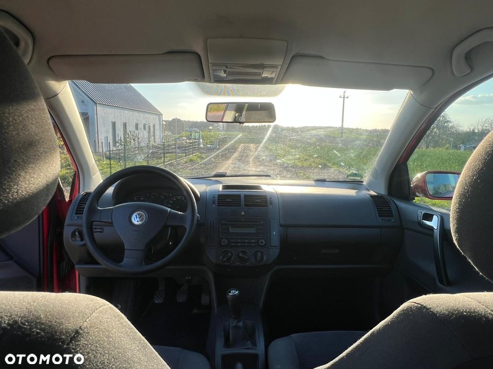 Volkswagen Polo - 10