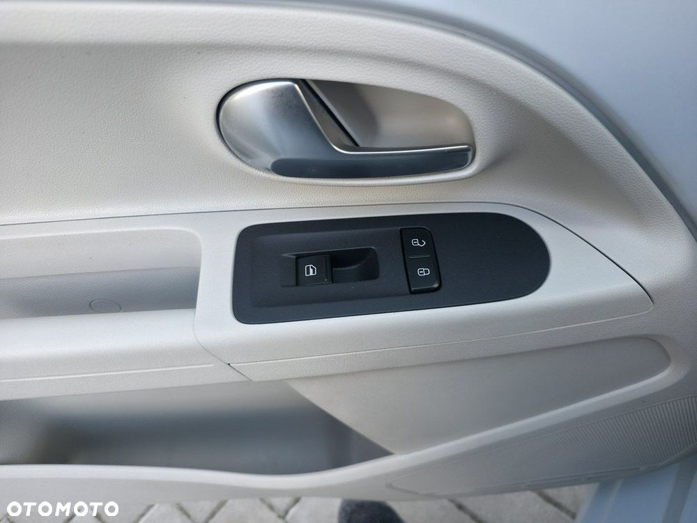 Volkswagen up! - 18