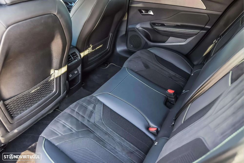 Peugeot 408 1.6 Hybrid GT e-EAT8 - 34