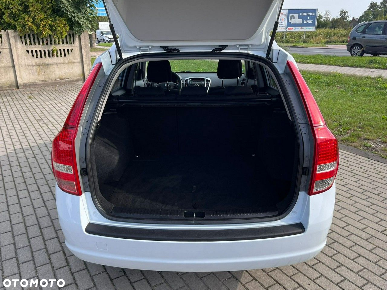 Kia Ceed 1.4 CVVT Attract - 26
