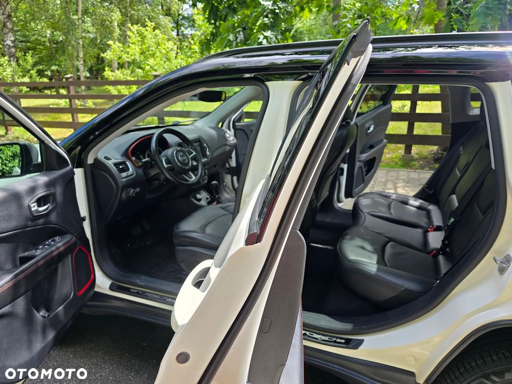 Jeep Compass 2.0 MJD Trailhawk 4WD S&S - 18