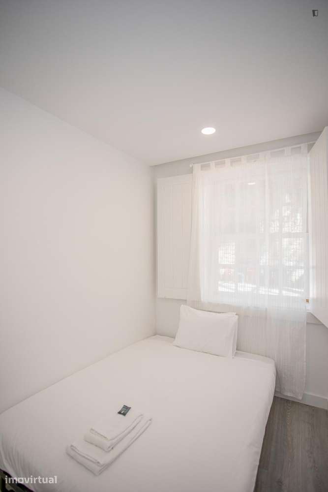 Apartamento com 3 quartos - localizado em São Nicolau Porto - Grande imagem: 3/32
