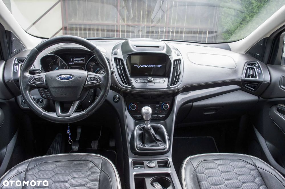 Ford Kuga 2.0 TDCi 2x4 Vignale - 11
