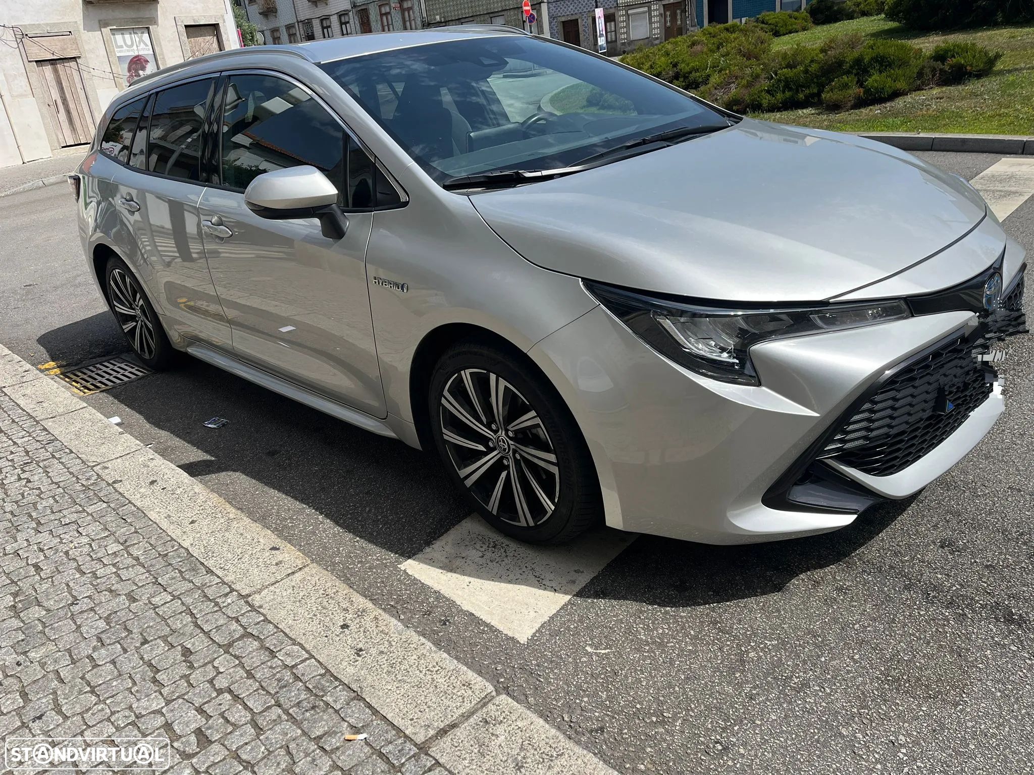Toyota Corolla Touring Sports 1.8 Hybrid Comfort - 1
