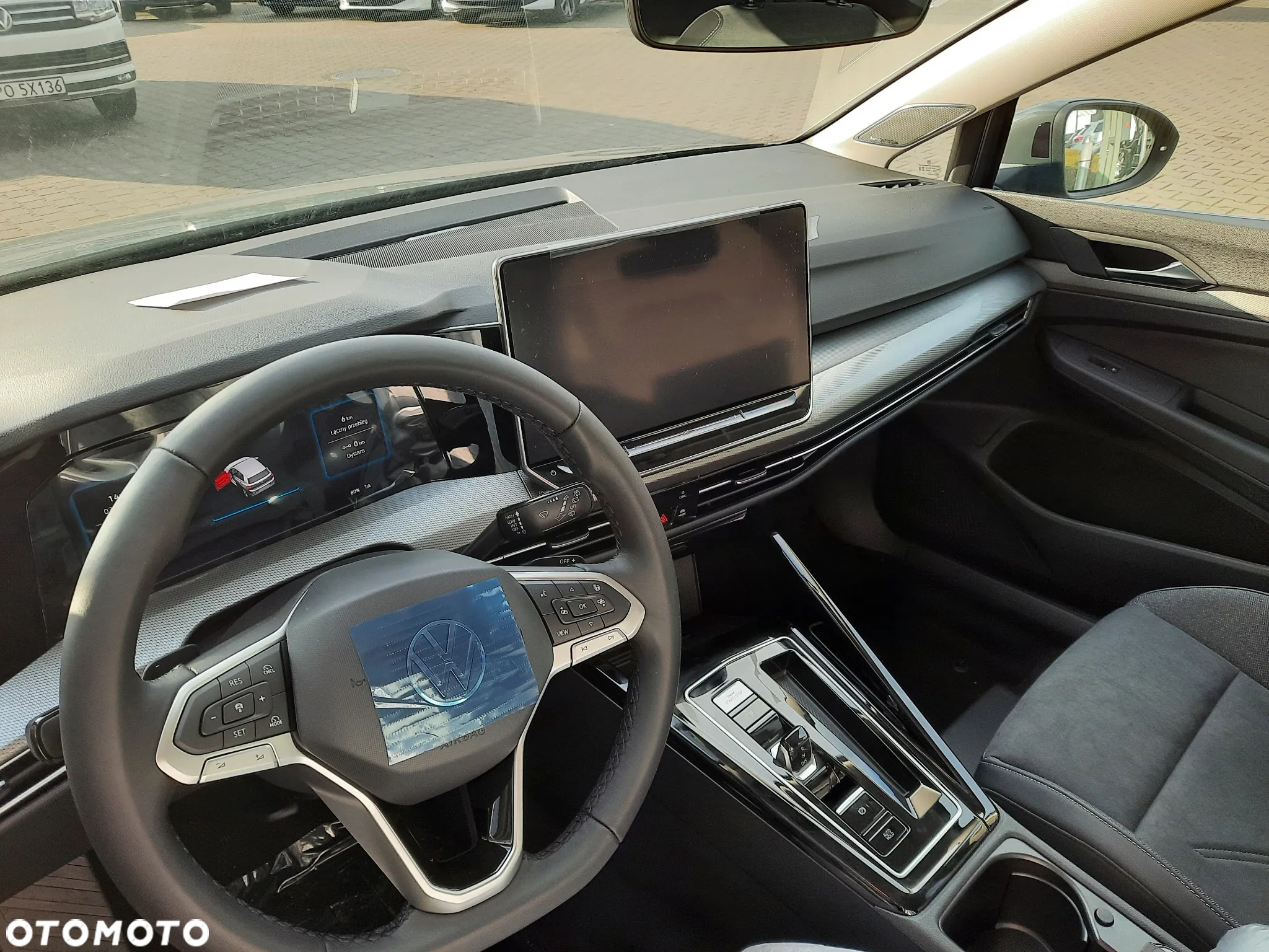 Volkswagen Golf - 17