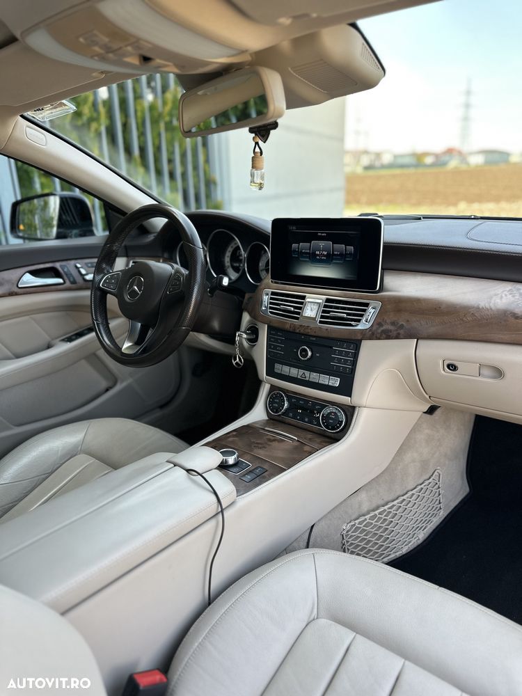 Mercedes-Benz CLS 350 d 4Matic 9G-TRONIC - 8