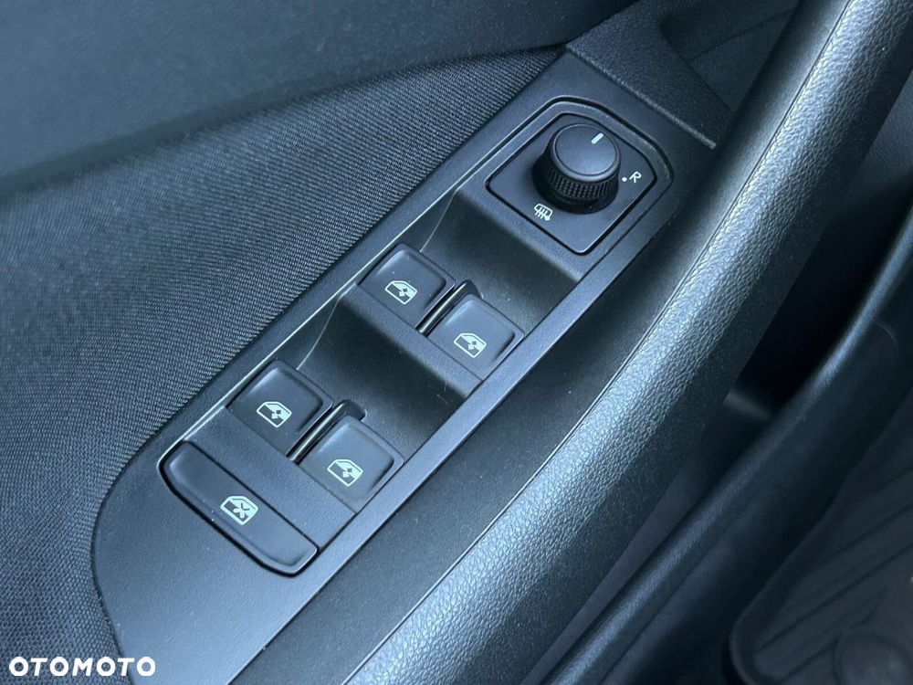 Skoda Kamiq 1.0 TSI Selection DSG - 20