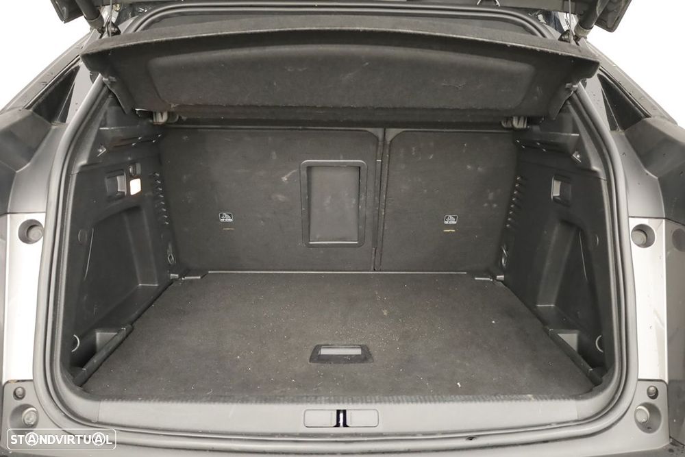 Peugeot 3008 1.2 PureTech GT EAT8 - 23