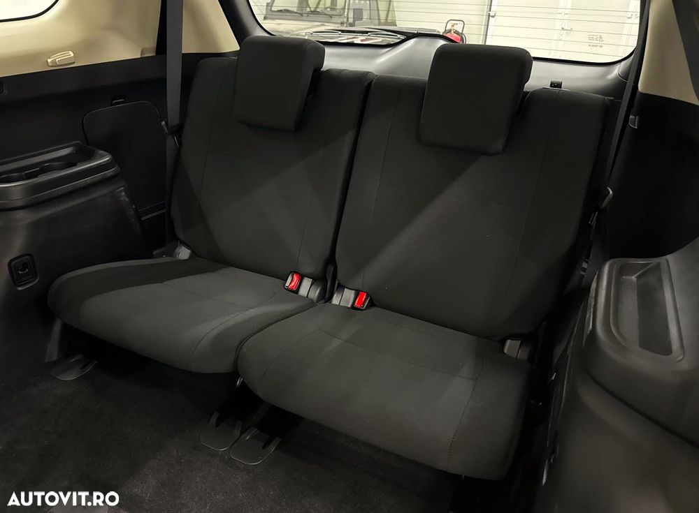 Mitsubishi Outlander 2.2 DI-D 4WD Automatik Intense - 22