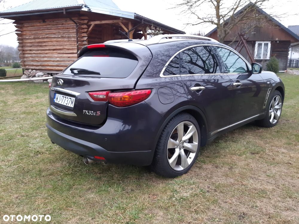 Infiniti FX FX30d S Premium - 7
