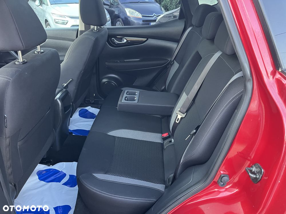 Nissan Qashqai 1.6 DIG-T N-Connecta - 10