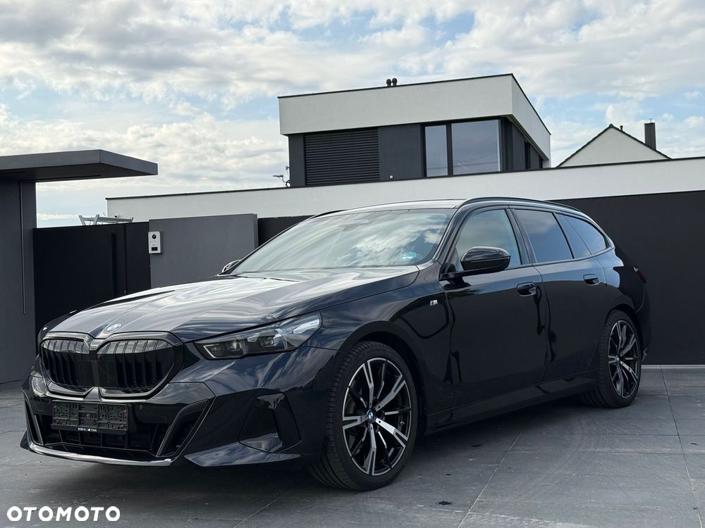 BMW Seria 5 520d xDrive Touring - 3