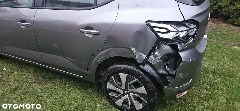 Dacia Sandero - 12