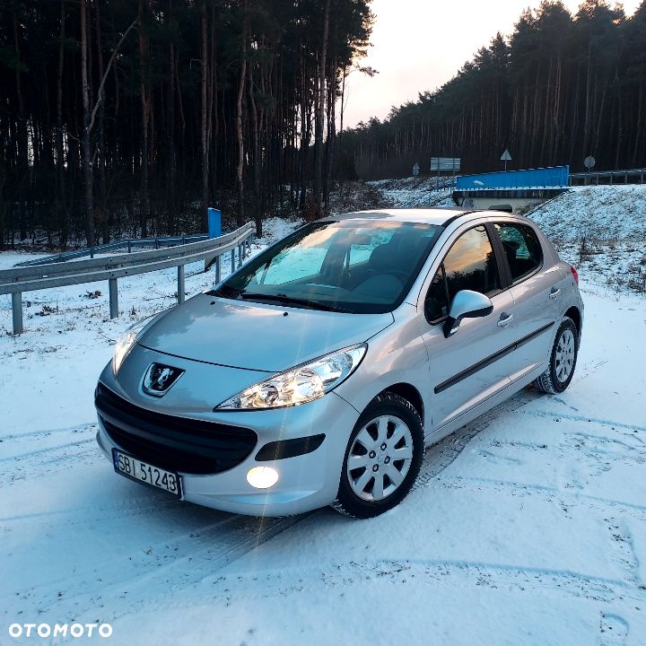 Peugeot 207 1.4 16V Presence - 1