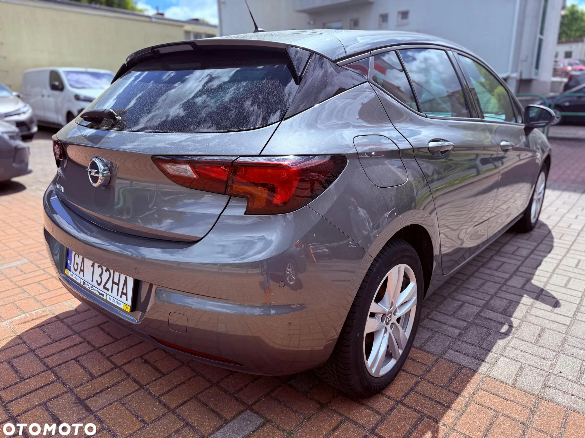 Opel Astra V 1.2 T GS Line S&S - 3