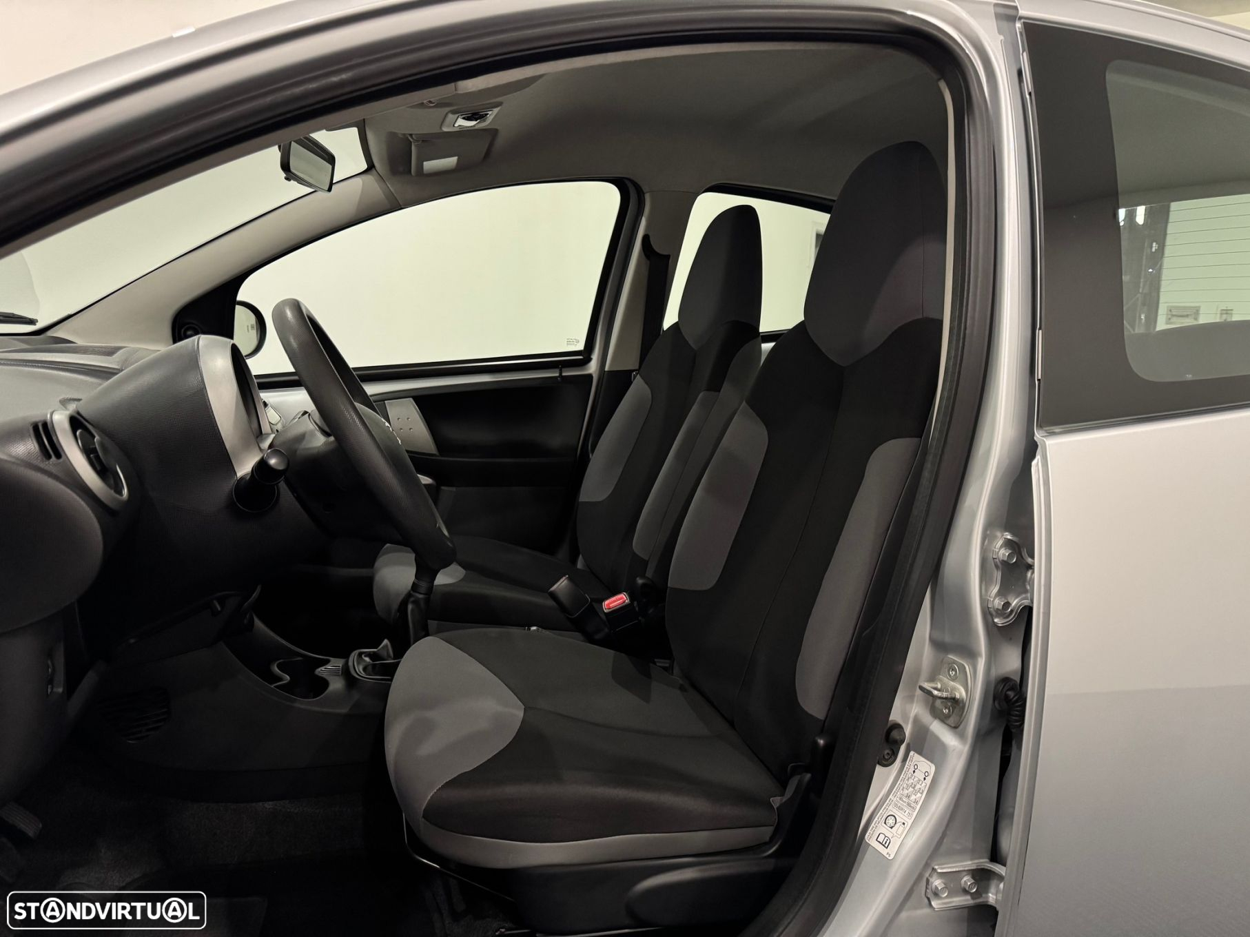 Peugeot 107 1.0 Urban - 7