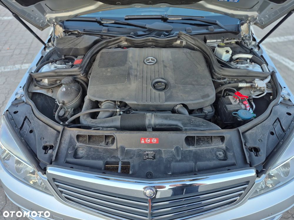 Mercedes-Benz Klasa C 220 CDI BlueEff Classic - 20
