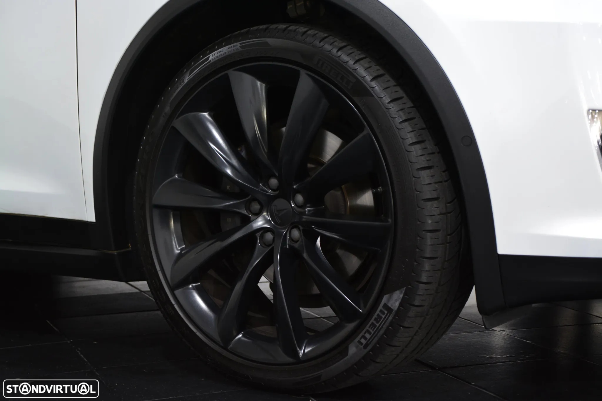Tesla Model X 100 kWh Long Range AWD - 9