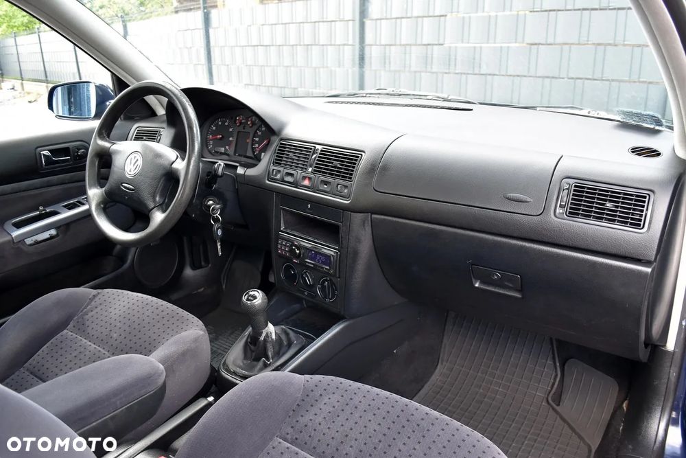 Volkswagen Golf 1.4 Comfortline - 20