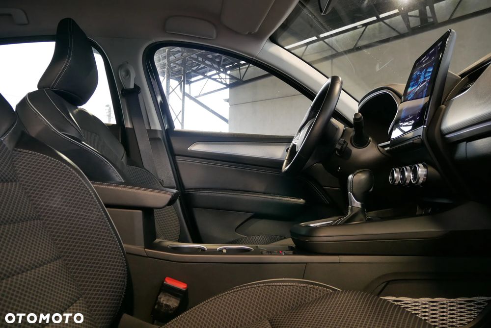 Renault Arkana E-TECH Full 145 E-TECH engineerd - 29