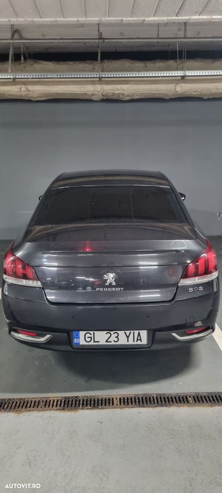 Peugeot 508 Hybrid4 - 11