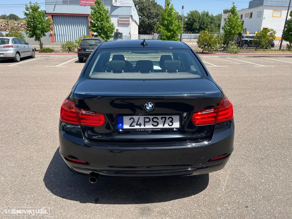 BMW 318 d Line Sport - 4