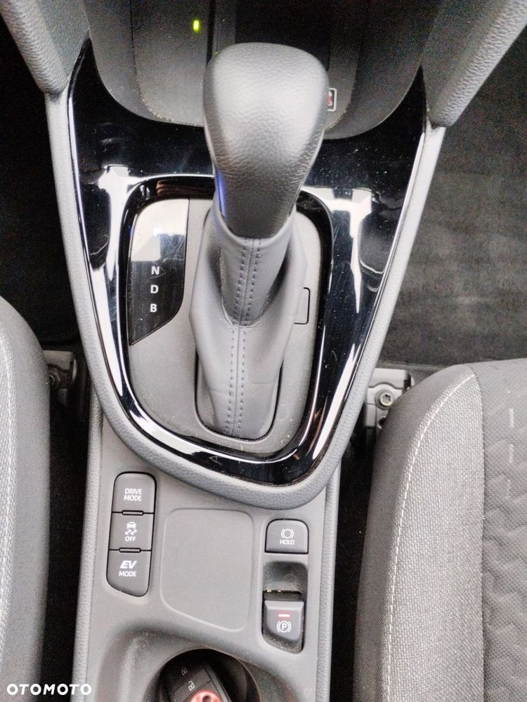 Toyota Yaris Cross Hybrid 1.5 Style - 20