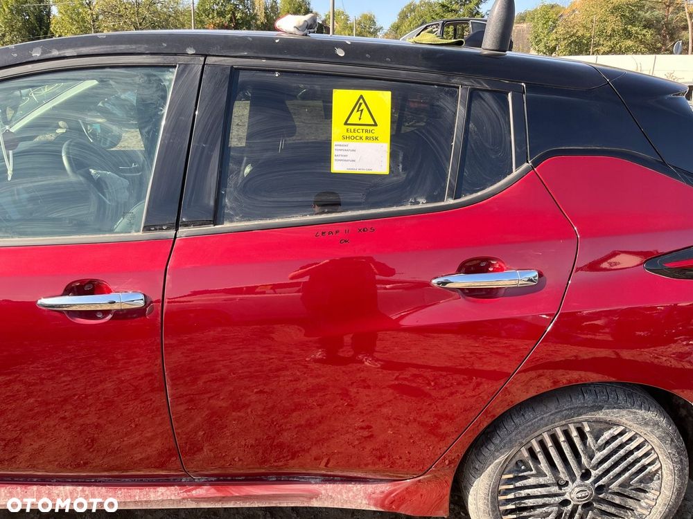 DRZWI LEWY TYŁ NISSAN LEAF ZE1 II 2 KOLOR XDS - 1