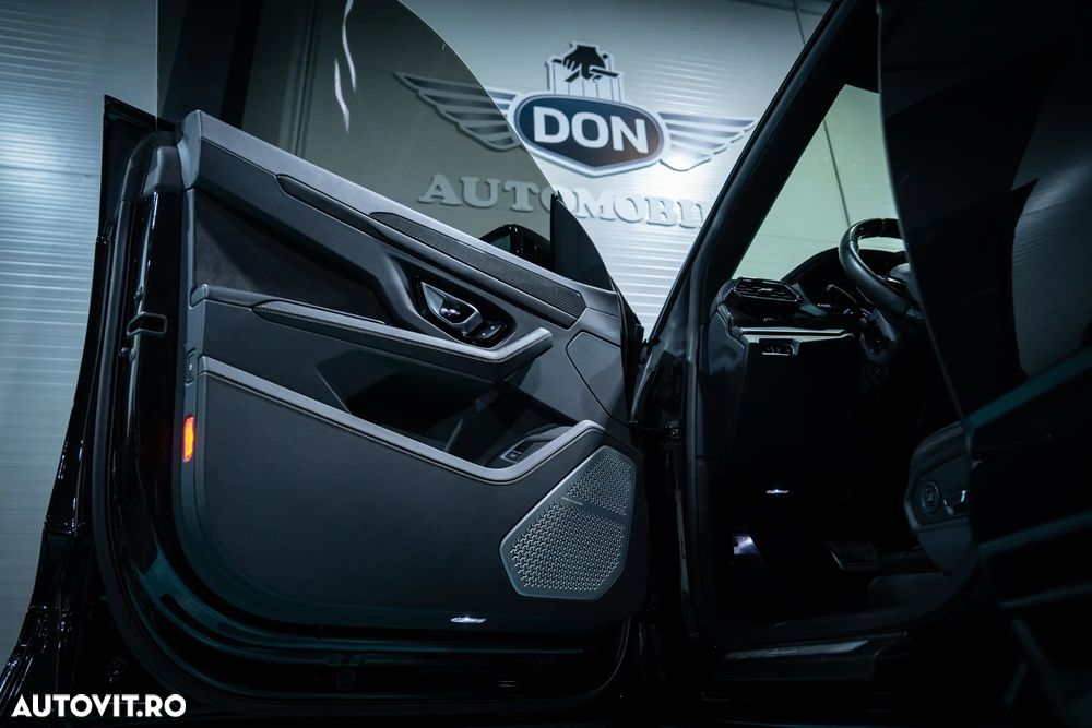 Lamborghini URUS - 33