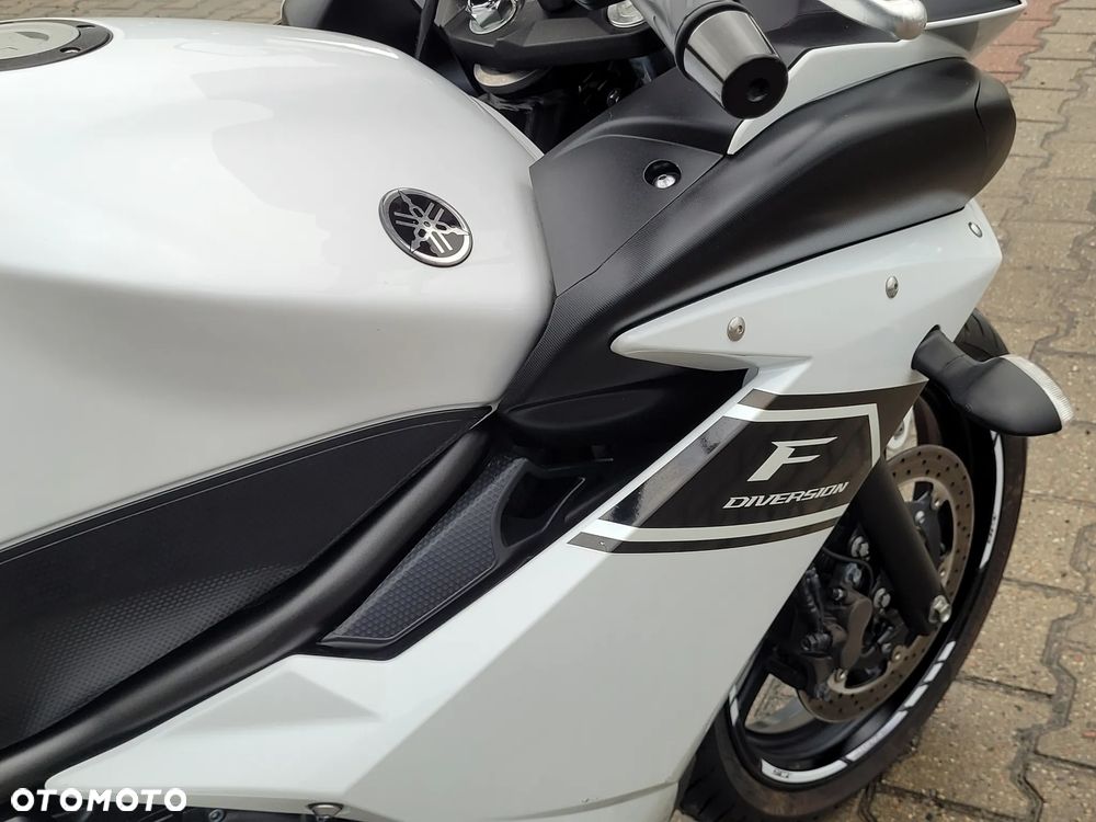 Yamaha XJ - 22