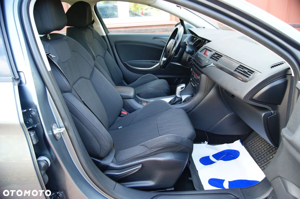 Citroën C5 2.0 16V Confort - 24